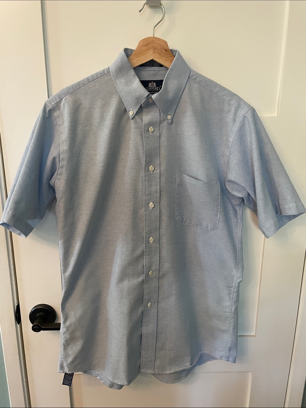 Stafford Light Blue Short-Sleeve Oxford Button-Down Wrinkle Free Men’s Shirt